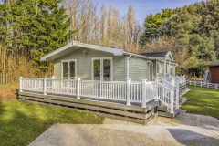 6 Marina View - Image 2